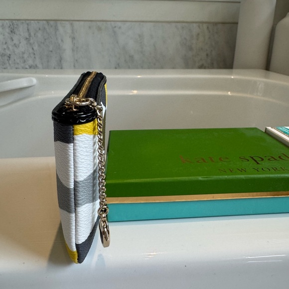 Brand New Kate Spade Yellow and Gray Women's Card Holder/Wristlet/Wallet - Picture 7 of 11